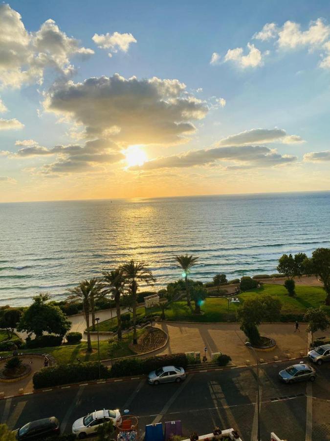 Nitsa Sea View Luxurious Apartment Netanya Luaran gambar