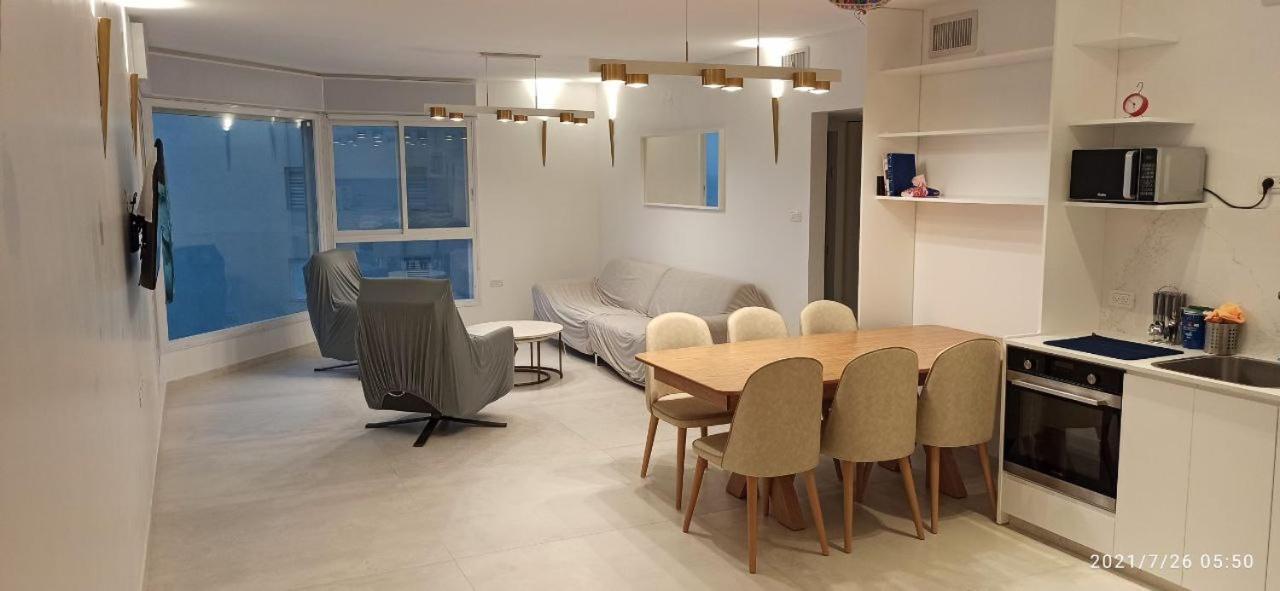 Nitsa Sea View Luxurious Apartment Netanya Luaran gambar