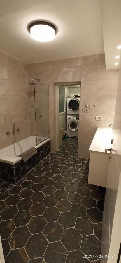 Nitsa Sea View Luxurious Apartment Netanya Luaran gambar